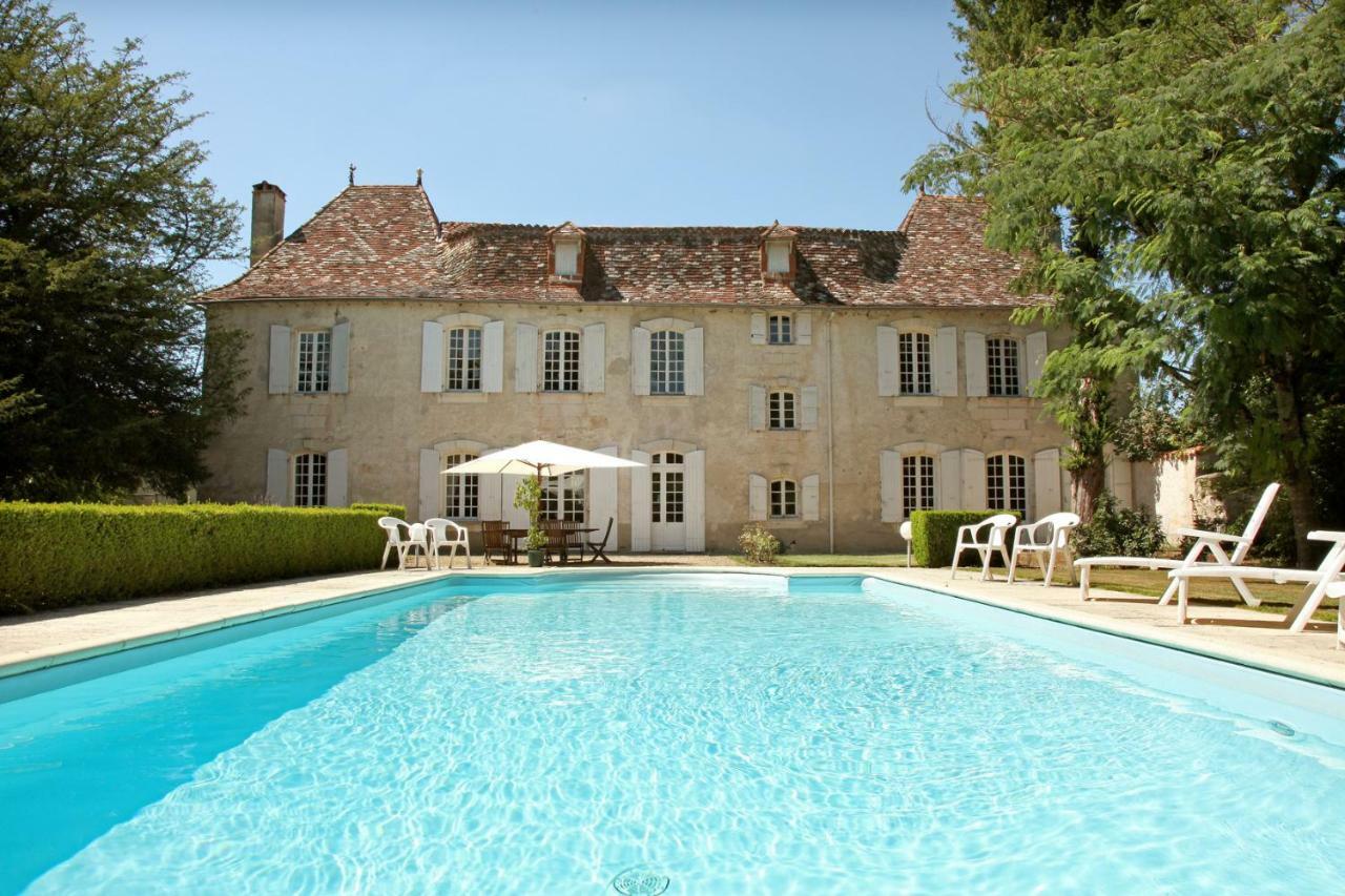 Chateau La Gentilhommiere Du Puits Notre-Dame 30 Rue De L'Eglise 24110 Saint Leon Sur L'Isle المظهر الخارجي الصورة