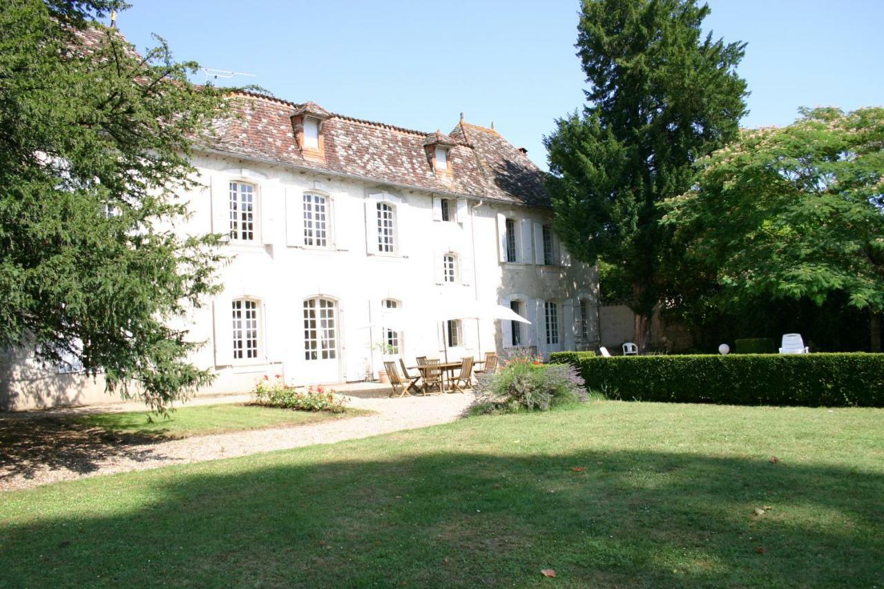 Chateau La Gentilhommiere Du Puits Notre-Dame 30 Rue De L'Eglise 24110 Saint Leon Sur L'Isle المظهر الخارجي الصورة